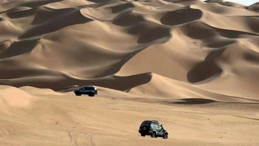 WHITE DESERT And   ABO MUHARRIK