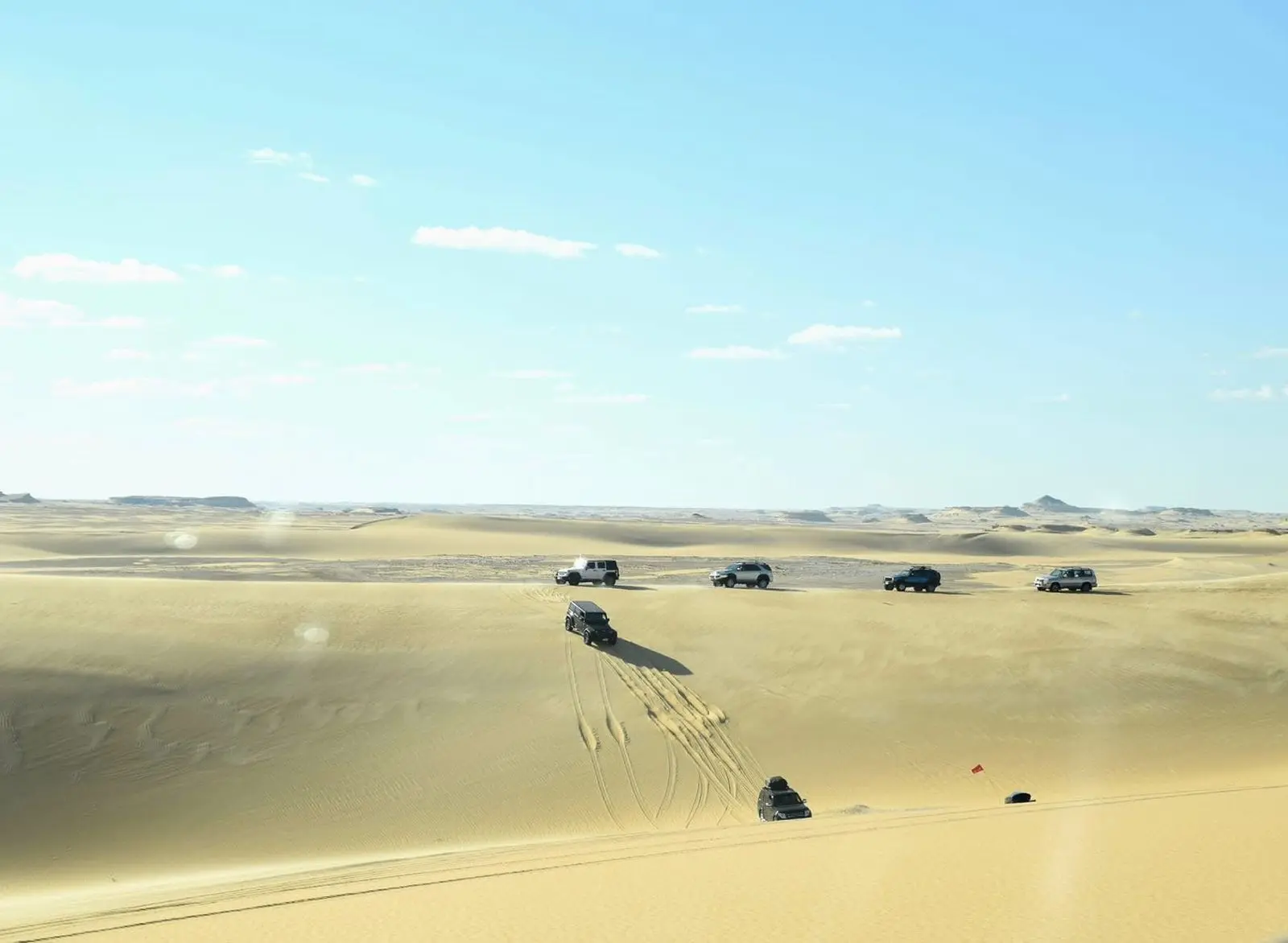 WHITE DESERT And   ABO MUHARRIK