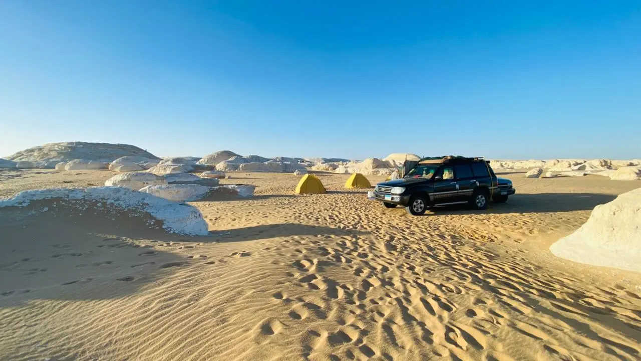 <span>Day 1 </span> BAHARIYA OASIS OVERDAY