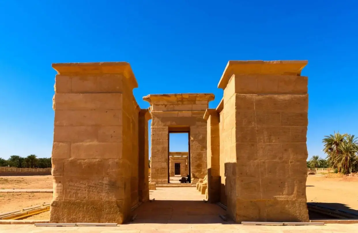 6 DAYS / 5 NIGHTS — CAIRO & LUXOR & white Desert & Bahariya OASIS & Dakhla & Kharga